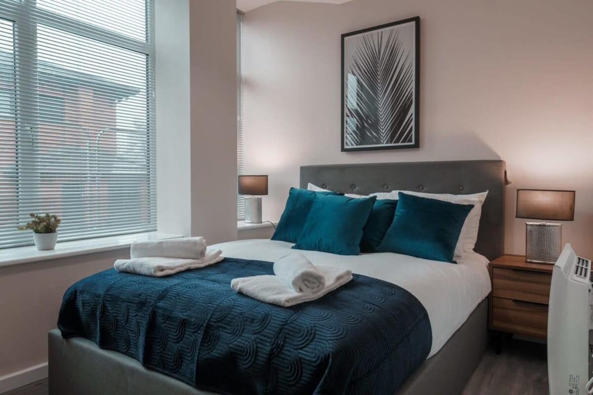 Contemporary 2 Bed Manchester Apartment - Sleeps 4 Exteriör bild